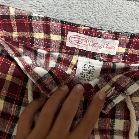 College themed shorts - Picture 2 of 3